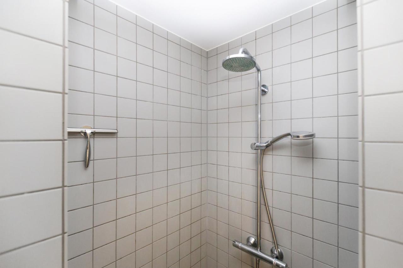 Apartment Lys 3 Vaerelses Med 26 M2 Sydvendt Altan *