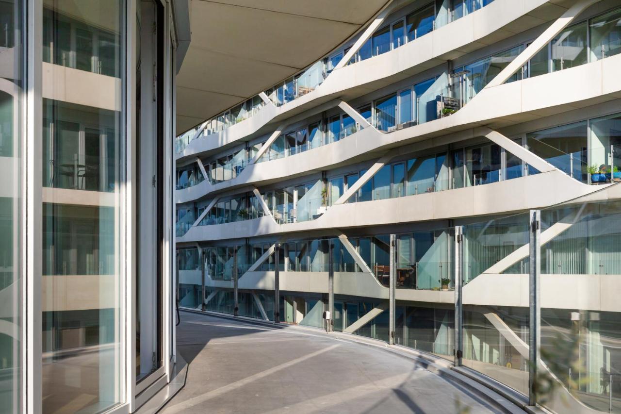 Lys 3 Vaerelses Med 26 M2 Sydvendt Altan Århus